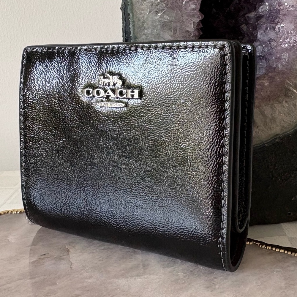 New Coach Snap Wallet in Black Patent Leather